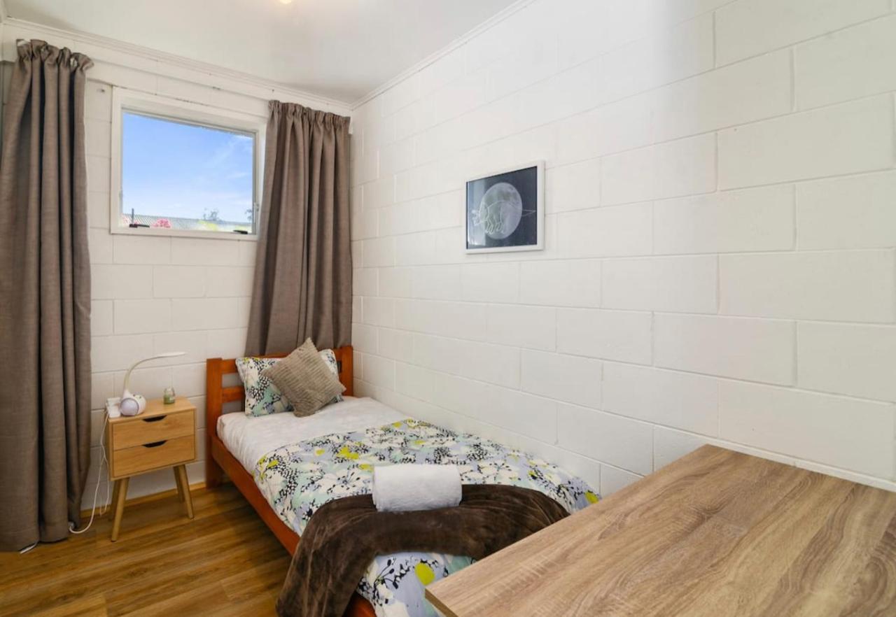 Spacious modern Utuhina holiday House Rotorua Exterior foto